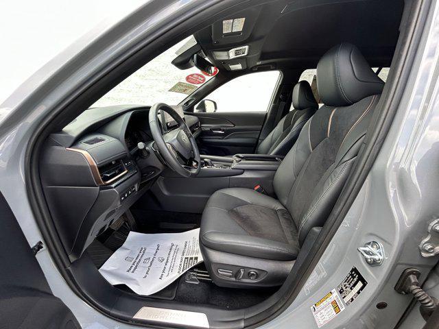 used 2025 Toyota Grand Highlander car, priced at $62,381