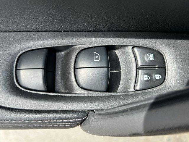 used 2019 Nissan Rogue Sport car, priced at $14,126