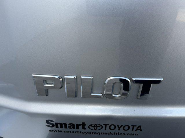 used 2014 Honda Pilot car, priced at $9,884