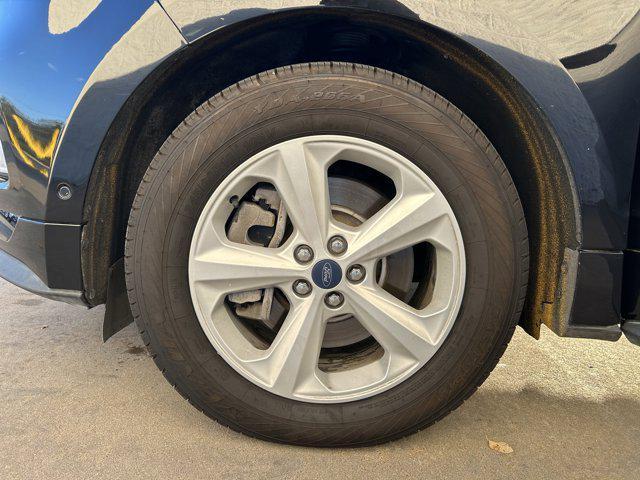 used 2023 Ford Edge car, priced at $30,308