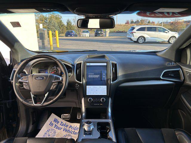 used 2023 Ford Edge car, priced at $30,308