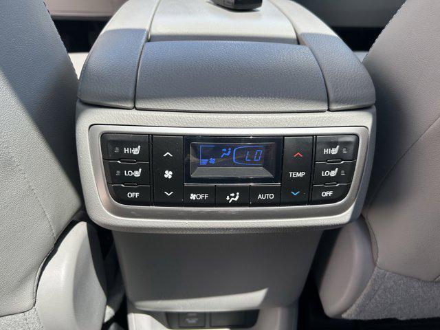 used 2018 Toyota Highlander car, priced at $29,610