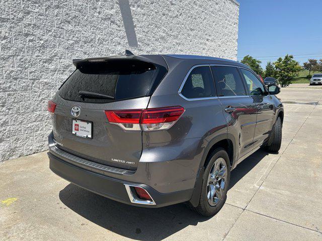 used 2018 Toyota Highlander car, priced at $29,610