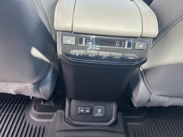 used 2022 Toyota Highlander car, priced at $45,231