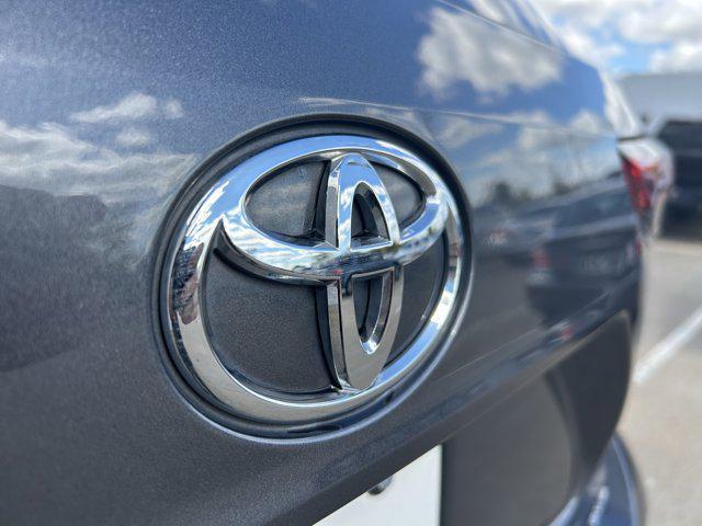 used 2022 Toyota Highlander car, priced at $45,231
