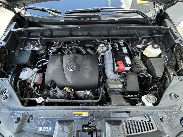 used 2022 Toyota Highlander car, priced at $45,231