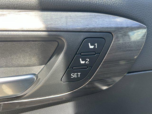 used 2022 Toyota Highlander car, priced at $45,231
