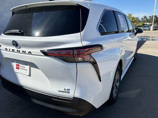 used 2022 Toyota Sienna car, priced at $36,939