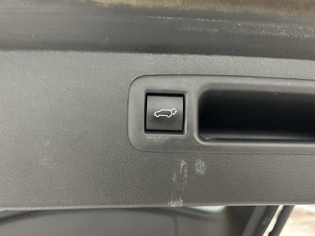 used 2023 Toyota Highlander car, priced at $32,966