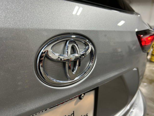 used 2023 Toyota Highlander car, priced at $32,966