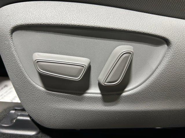 used 2023 Toyota Highlander car, priced at $32,966