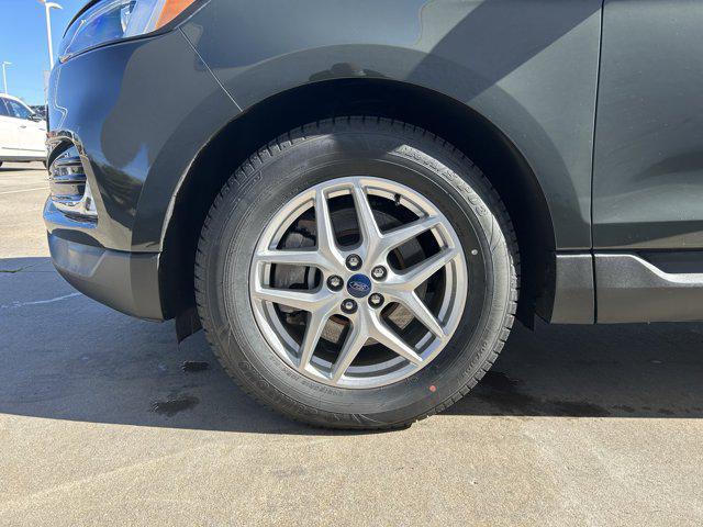 used 2022 Ford Edge car, priced at $25,179