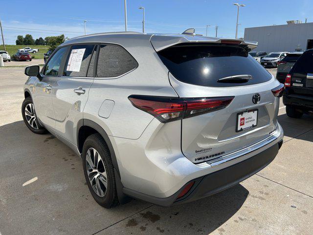 used 2024 Toyota Highlander car, priced at $43,546