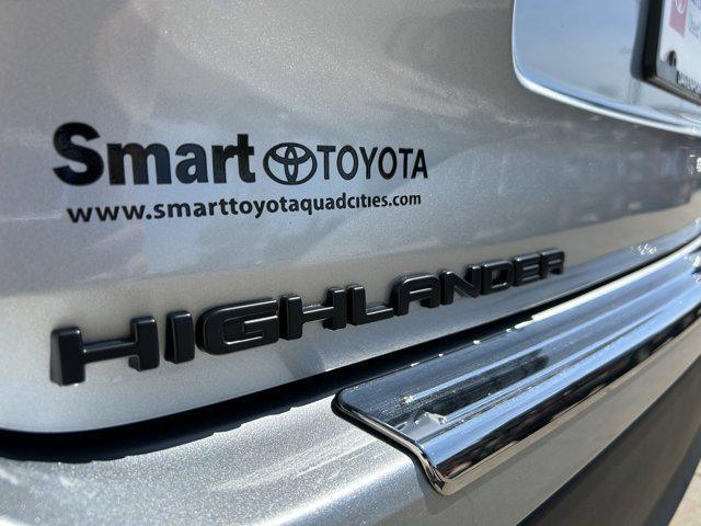 used 2024 Toyota Highlander car, priced at $43,546