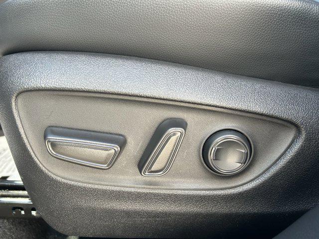 used 2024 Toyota Highlander car, priced at $43,546
