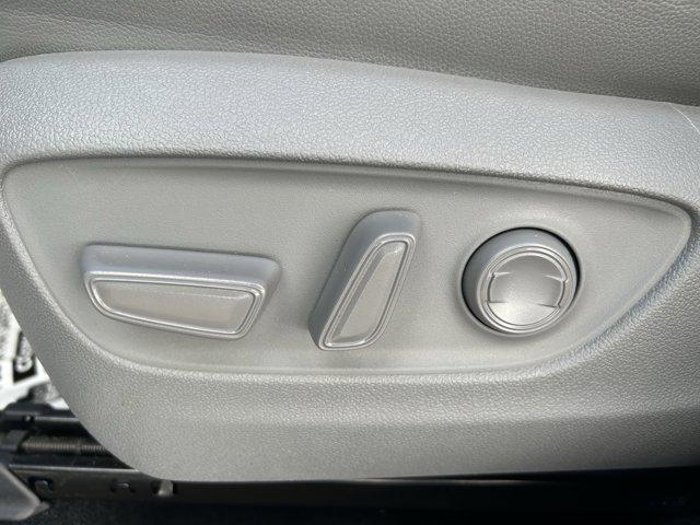 used 2021 Toyota Highlander Hybrid car, priced at $41,190