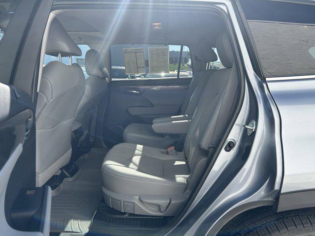 used 2021 Toyota Highlander Hybrid car, priced at $41,190