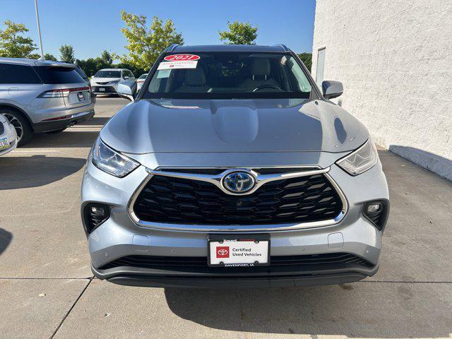 used 2021 Toyota Highlander Hybrid car, priced at $41,190