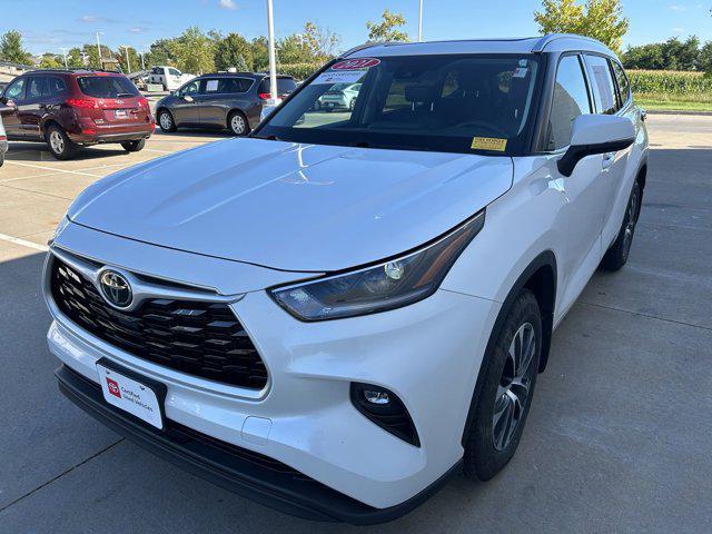 used 2021 Toyota Highlander car, priced at $32,363