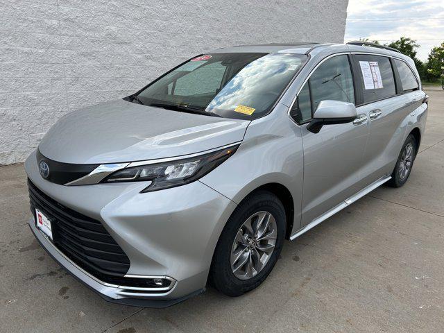 used 2024 Toyota Sienna car, priced at $47,285