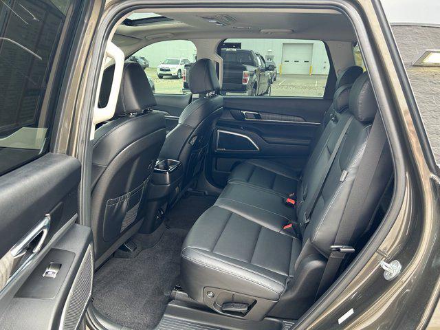 used 2023 Kia Telluride car, priced at $41,117