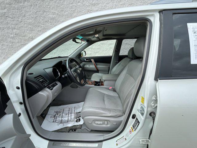 used 2010 Toyota Highlander car, priced at $10,837