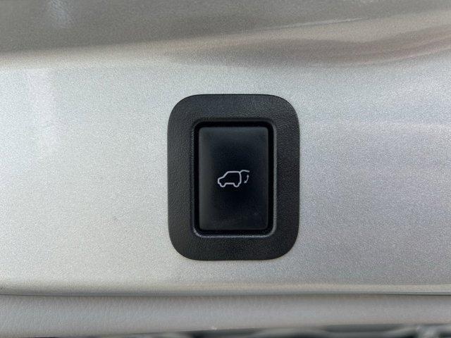 used 2018 Toyota Highlander car, priced at $15,828