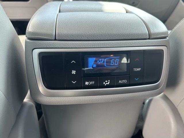 used 2018 Toyota Highlander car, priced at $15,828