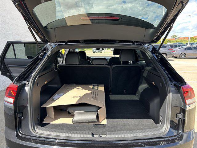 used 2022 Volkswagen Atlas Cross Sport car, priced at $24,487