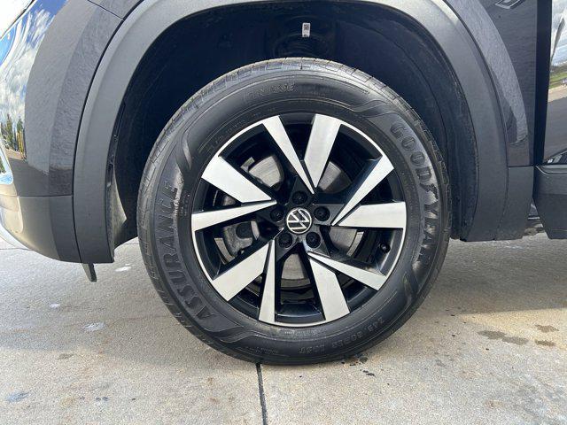 used 2022 Volkswagen Atlas Cross Sport car, priced at $24,487