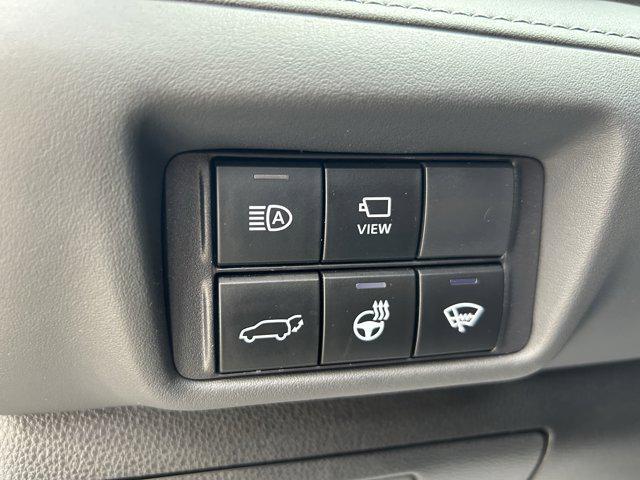 used 2022 Toyota Highlander car, priced at $42,106