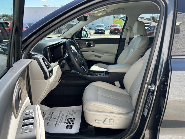 used 2023 Kia Sorento car, priced at $30,361