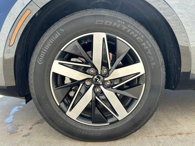 used 2023 Kia Sorento car, priced at $30,361