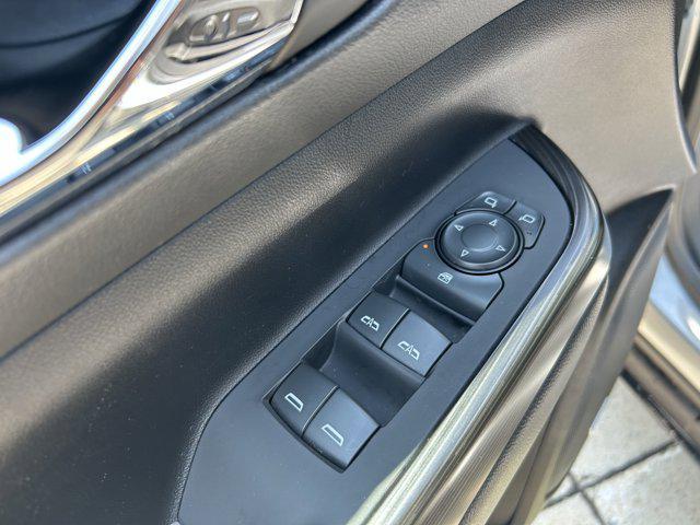 used 2023 GMC Acadia car, priced at $28,074