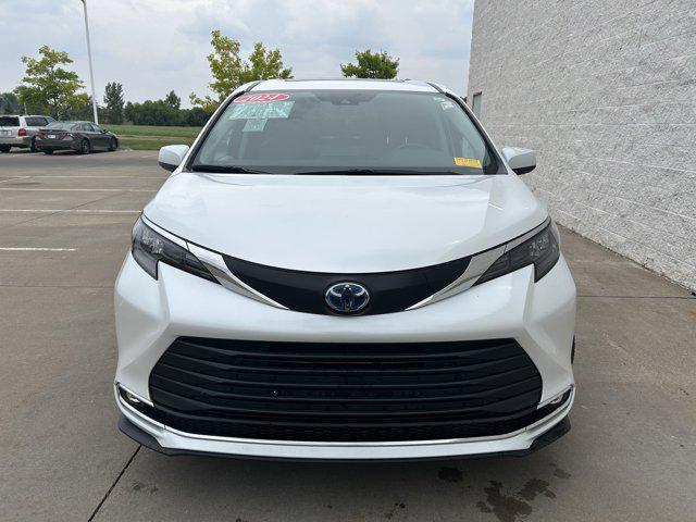 used 2024 Toyota Sienna car, priced at $46,456