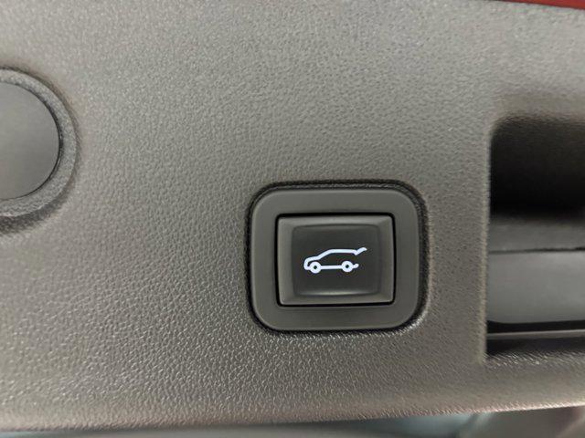 used 2018 Chevrolet Equinox car, priced at $17,786
