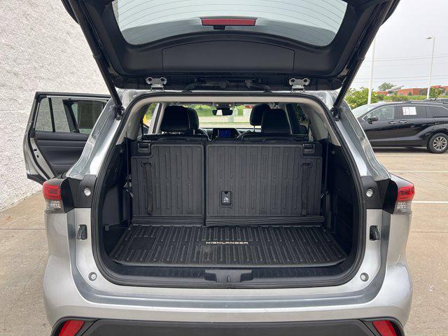 used 2023 Toyota Highlander Hybrid car, priced at $44,885