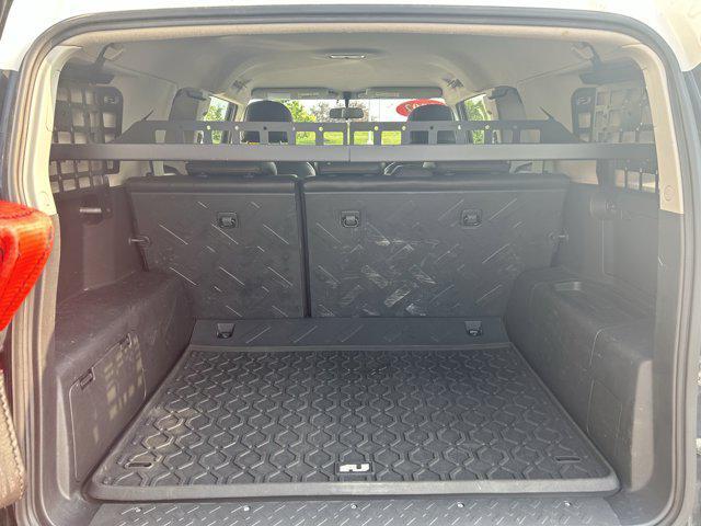 used 2007 Toyota FJ Cruiser car, priced at $14,872