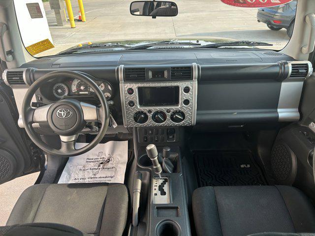 used 2007 Toyota FJ Cruiser car, priced at $14,872