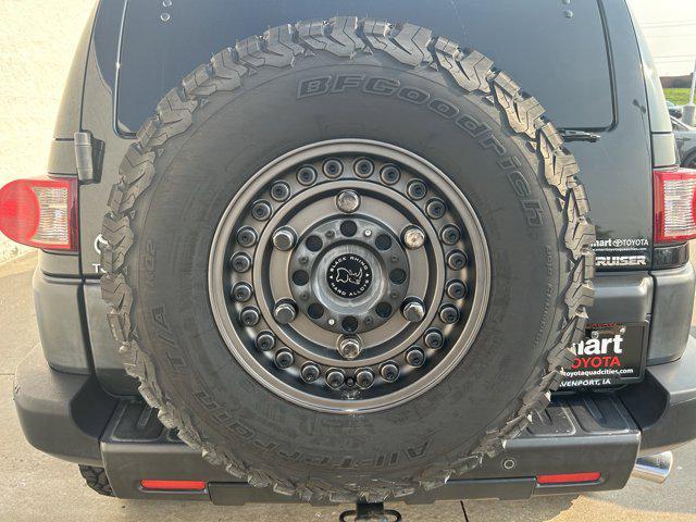 used 2007 Toyota FJ Cruiser car, priced at $14,872