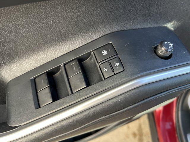 used 2022 Toyota Highlander car, priced at $41,562
