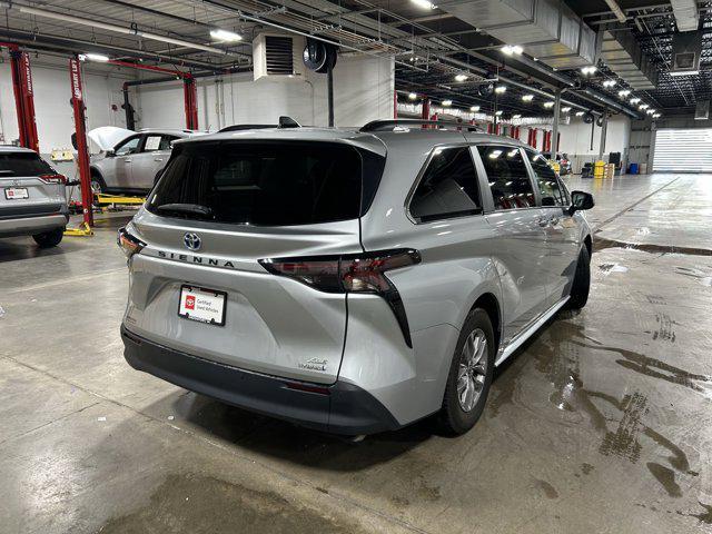 used 2023 Toyota Sienna car, priced at $43,646