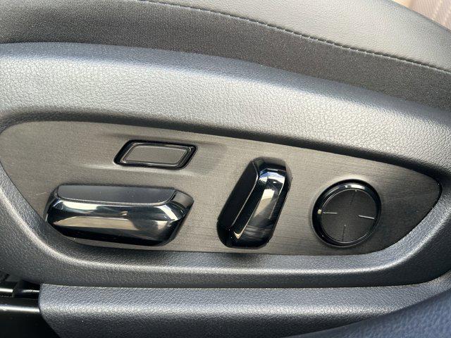 used 2024 Lexus ES 350 car, priced at $40,193