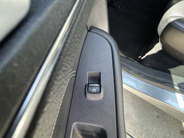 used 2022 Ford Edge car, priced at $19,883