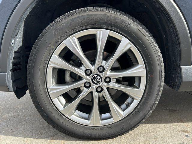 used 2018 Toyota RAV4 Hybrid car, priced at $21,600