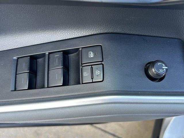 used 2020 Toyota Highlander car, priced at $32,891