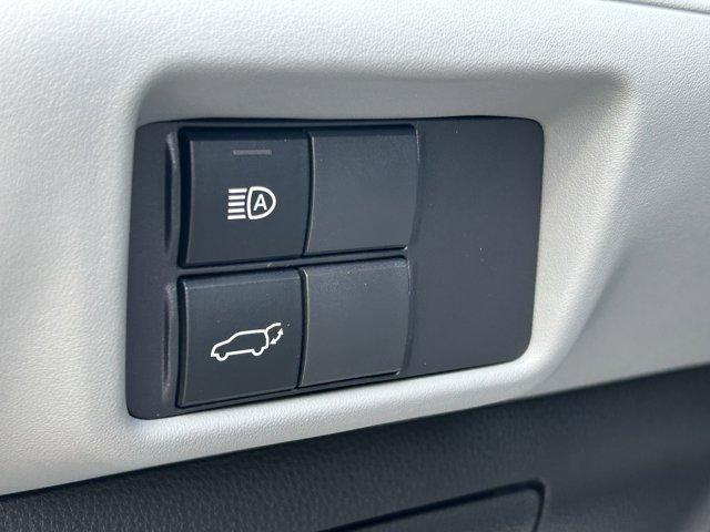 used 2020 Toyota Highlander car, priced at $32,891