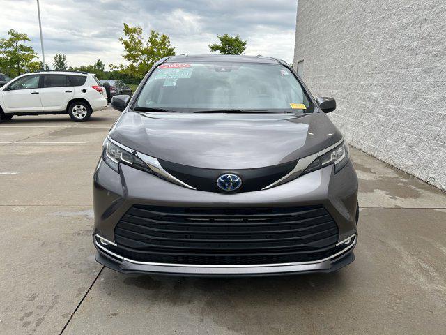 used 2023 Toyota Sienna car, priced at $44,691