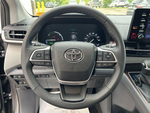 used 2023 Toyota Sienna car, priced at $44,691