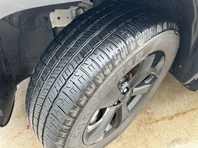 used 2017 Jeep Cherokee car, priced at $13,848